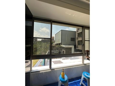 建築玻璃隔熱紙施工案例