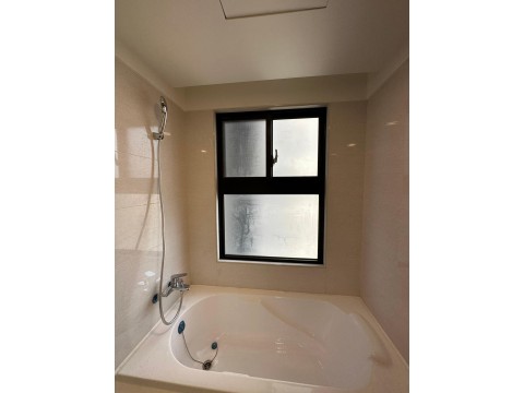 建築玻璃隔熱紙施工案例